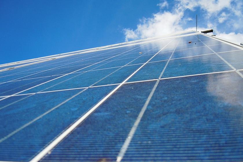 Mit immer höheren Wirkungsgraden weisen Solarzellen die beste Klimabilanz unter den erneuerbaren Stromerzeugern auf. (Foto: Nicole Allé)