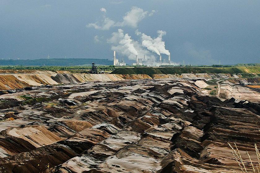 Auch der Braunkohletagebau Garzeiler im Rheinischen Revier wäre vom „Fahrplan Kohleausstieg“ der Grünen betroffen. (Foto: CC0 Public Domain, pixabay.com)