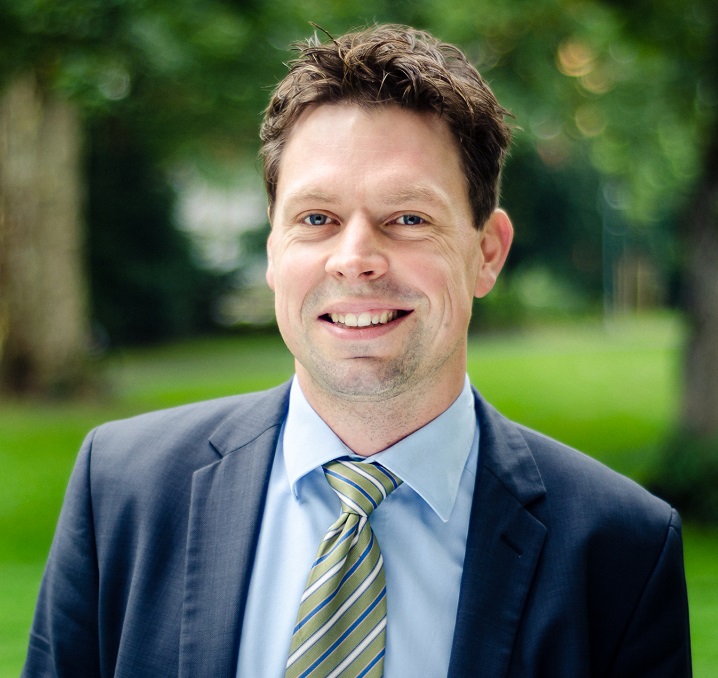 Jan Dobertin ist Geschäftsführer des Landesverbands Erneuerbare Energien NRW e.V. (LEE NRW). 