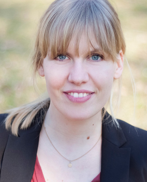 Christina Anders ist Molekularbiologin. Seit diesem Jahr arbeitet sie für Stadtbienen e.V. in Berlin.(Bild: Anna Heinrich)
