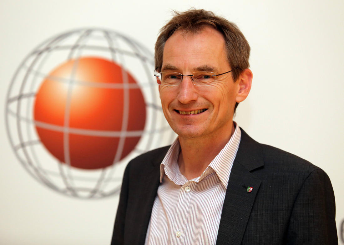 Leonhard Thien ist Mitarbeiter der EnergieAgentur.NRW und Sprecher Oberflächennaher Geothermie im Bundesverband Geothermie e. V.