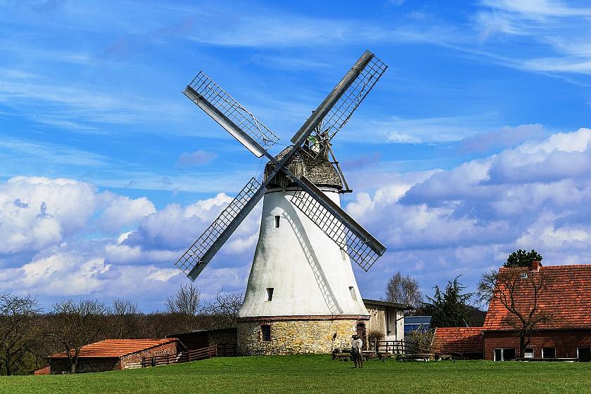 Alte Windmühle in Niedersachsen