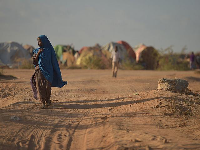 Extremwetterereignisse in Folge des Klimawandels wie Dürren und Überschwemmungen sind eines der größten Probleme vor allem für ärmere Staaten der Erde wie Somalia. (Foto: © <a href="https://www.flickr.com/photos/au_unistphotostream/26712595094/">AM