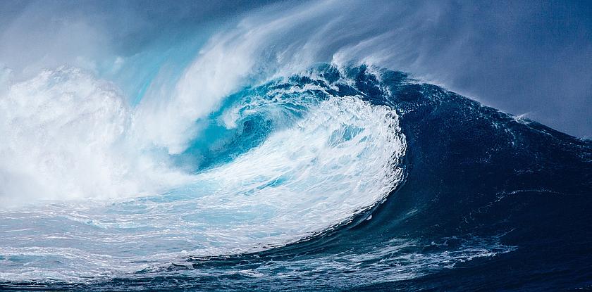 Schöne Welle – vielleicht verstrahlt? – Wieviel radioaktiv verseuchtes Wasser bereits in den Pazifischen Ozean geflossen ist weiß wohl niemand. (Foto: Pixabay / CC0 Public Domain)