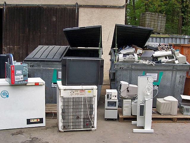 Wenn es nach dem Willen der EU geht, landen in Zukunft weniger Elektrogeräte auf dem Müllhof.
