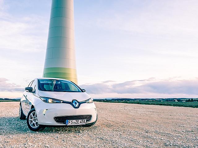 Der Renault Zoe ist eines der ersten Mittelklasse Elektroautos, das eine Reichweite von mehr als 400 Kilometern besitzt. (Foto: <a href="https://flic.kr/p/SCCg3d" target="_blank">Jakob Härter / flickr.com</a>, <a href="https://creativecommons.org/license