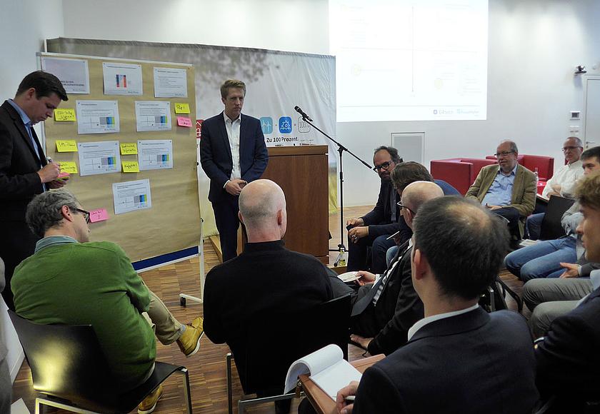 Auf der „Dialogkonferenz Sektorenkopplung“ des BEE am 28. September in Berlin wurden in Arbeitsgruppen Vorschläge zur Überwindung der Hemmnisse für eine verstärkte Sektorenkopplung diskutiert. (Foto: H.C. Neidlein)