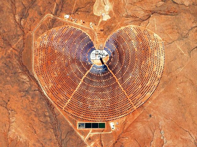 Solarkraftwerk Khi Solar One in Südafrika. (Foto. © DLR)