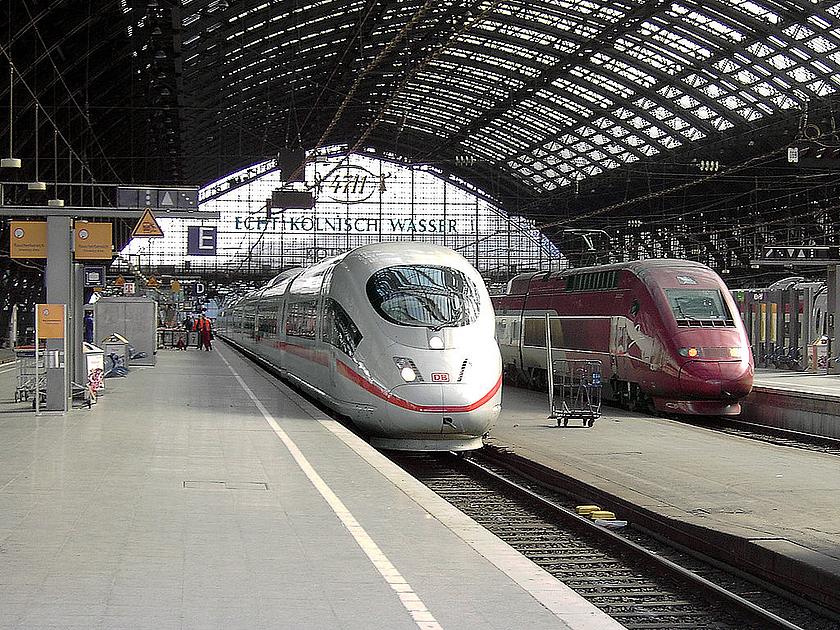ICE und Thalys im Kölner Hauptbahnhof