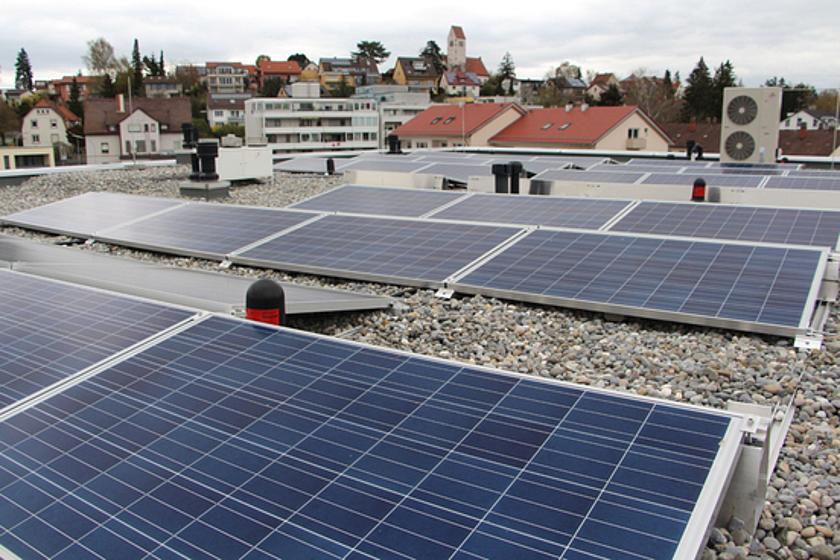 Insgesamt 170 städtische Wohnungen werden in Konstanz mit Mieterstrom aus Photovoltaik und KWK-Anlagen beliefert. (Foto: Stadtwerke Konstanz)