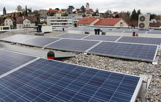 Insgesamt 170 städtische Wohnungen werden in Konstanz mit Mieterstrom aus Photovoltaik und KWK-Anlagen beliefert. (Foto: Stadtwerke Konstanz)