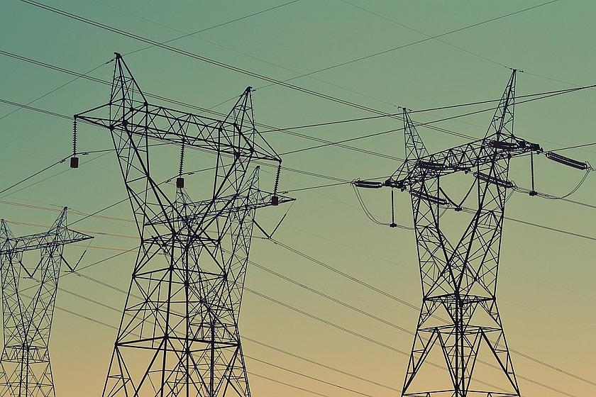 Die Konsultationsphase zum Weißbuch für den Umbau des Strommarktes ist zu Ende. Nun muss das BMWi alle Einreichungen prüfen und bewerten und kann auf die Vorschläge eingehen. (Foto: CC0 public domain, pixabay.com)