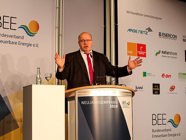 Der designierte Wirtschafts- und Energieminister einer neuen Großen Koalition, Peter Altmaier, auf dem BEE-Neujahrsempfang Ende Februar in Berlin. (Foto: Bundesverband Erneuerbare Energie e.V.)