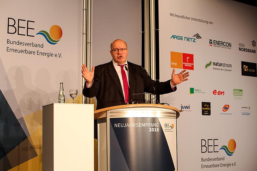 Der designierte Wirtschafts- und Energieminister einer neuen Großen Koalition, Peter Altmaier, auf dem BEE-Neujahrsempfang Ende Februar in Berlin. (Foto: Bundesverband Erneuerbare Energie e.V.)