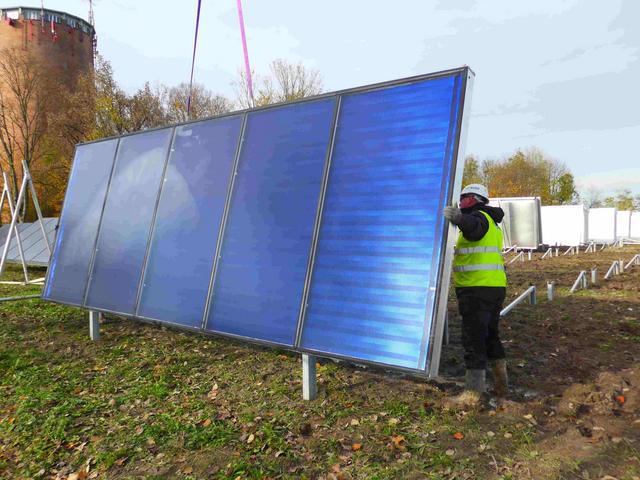 Bau einer großen solarthermischen Anlage der Stadtwerke Ludwigsburg/Kornwestheim. 