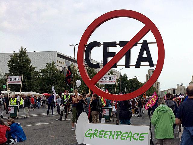 Am 17. September 2016 wurde bundesweit für einen gerechten Welthandel und gegen die Freihandelsabkommen CETA und TTIP demonstriert. (Foto: © Lisa Badum)