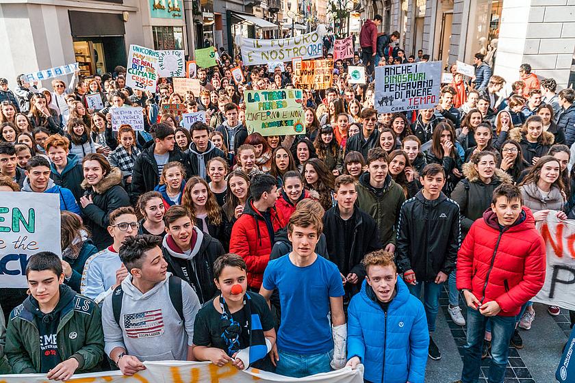 Fridays-For-Future-Proteste im italienischen Sanremo am Mittelmeer.