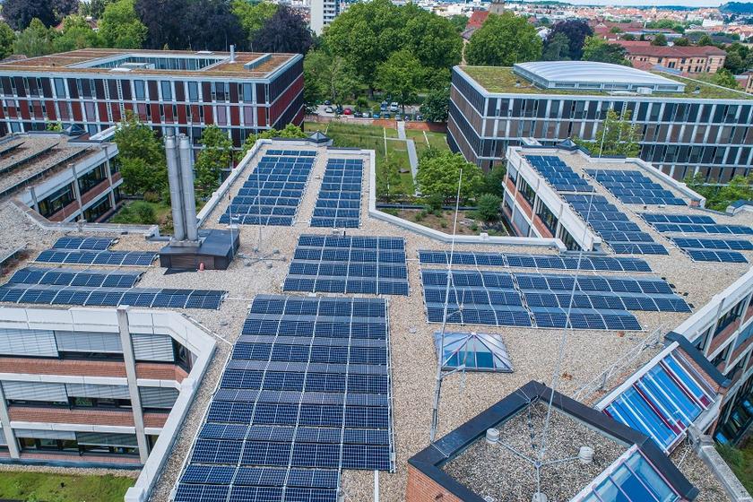 Photovoltaik-Anlagen auf dem Verwaltungscampus in Ludwigsburg