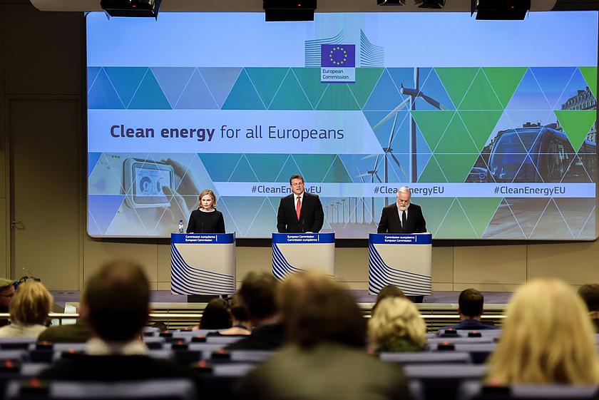 Ende November hatte die EU-Kommission das sogenannte Winterpaket „Clean energy for all Europeans“ vorgestellt. Seitdem wird über die Vorschläge und die Ausgestaltung der Energieunion diskutiert. (Foto: © European Union 2016 / Source: EC - Audiovisu