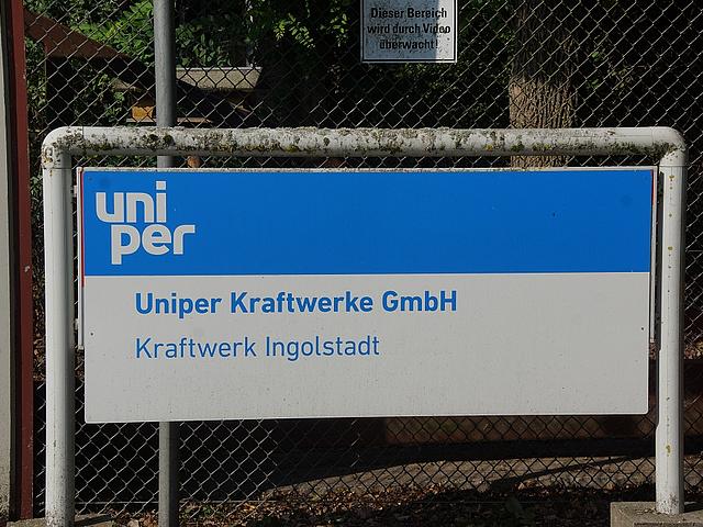 Schild Uniper in Ingolstadt