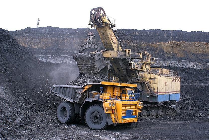 Im vergangenen Jahr hat der niederländische Pensionsfonds ABP mit 4,3 Milliarden Euro seine Investitionen in Kohle um rund 18 Prozent gesteigert. (Foto: <a href="https://pixabay.com/de/industrie-dumper-mineralien-kohle-2023592/" target="_blank">stafichuk