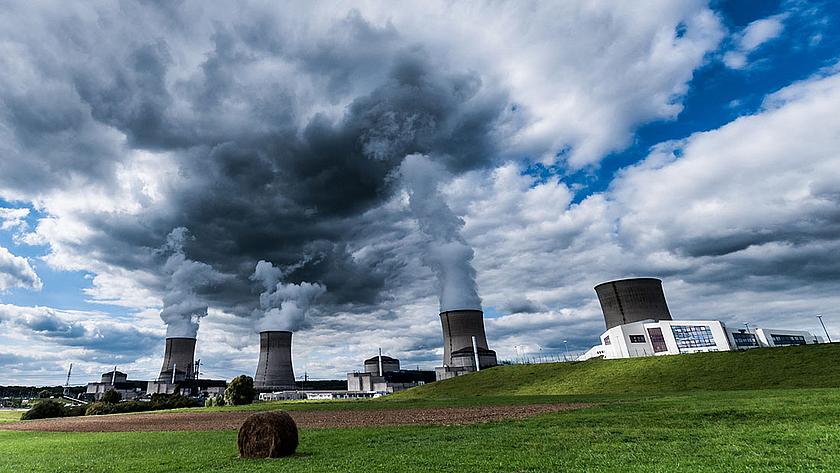 Das Kernkraftwerk Cattenom liegt in der französischen Region Lothrigen. Die französische Atomaufsicht überprüft in den nächsten Monaten mehrere Kernkraftwerke auf die Funktionstüchtigkeit der Dampferzeuger. (Foto: <a href="https://www.flickr.com/pho