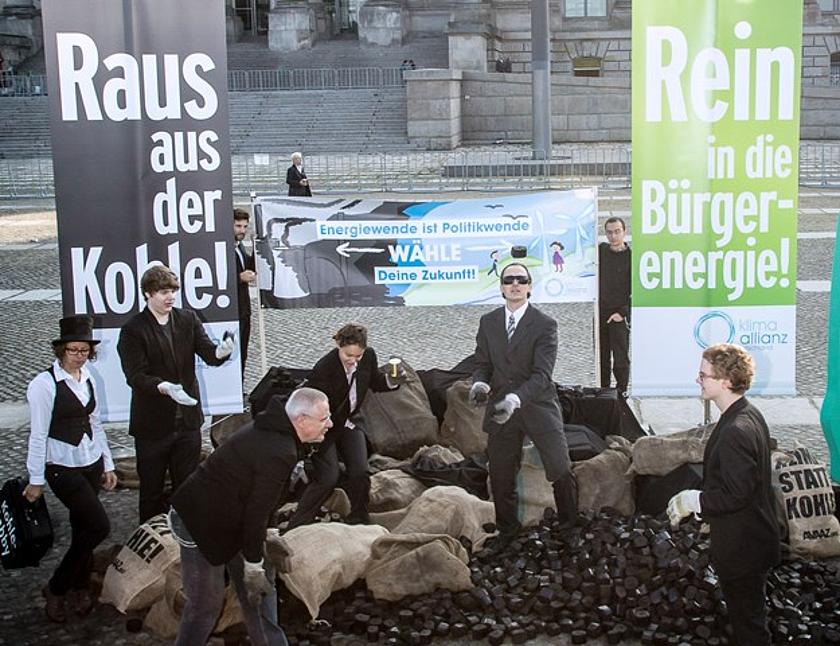 Weg mit der dreckigen Kohle, rein in die bürgernahe Energiewende fordern Bürger, Verbände und NGOs schon seit langem. (Foto: © BBEn)