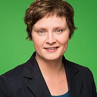 Heide Schinowsky ist seit 2014 Mitglied des Brandenburger Landtags und dort energie- und wirtschaftspolitische Sprecherin der Fraktion Bündnis 90/Die Grünen. (Foto: Heide Schinowsky)