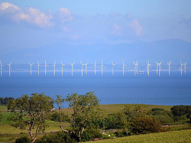 Die Robin Rigg Wind Farm vor der Südwestküste war 2010 der erste Meereswindpark Schottlands