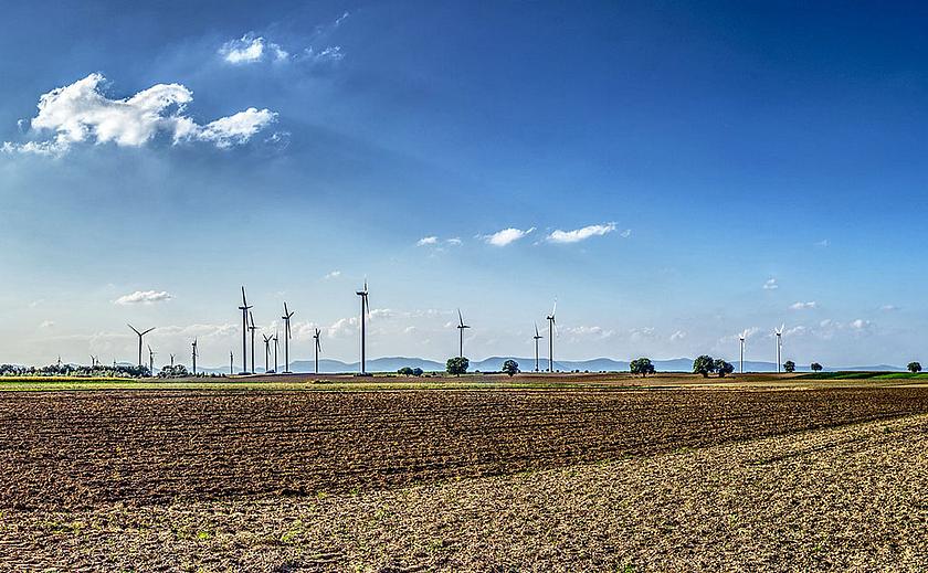 Baut Deutschland nicht rasch mehr Wind- und Solaranlagen, sind die Ökostrom-Ziele für 2030 kaum zu erreichen.