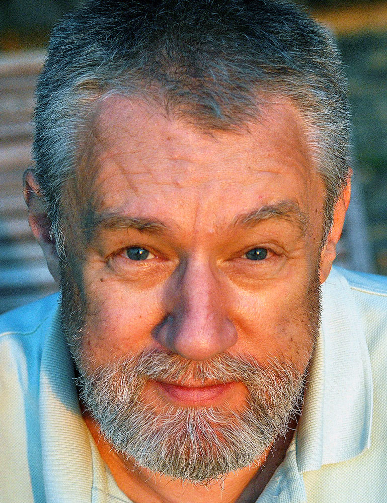 Klaus Oberzig ist Autor und Journalist