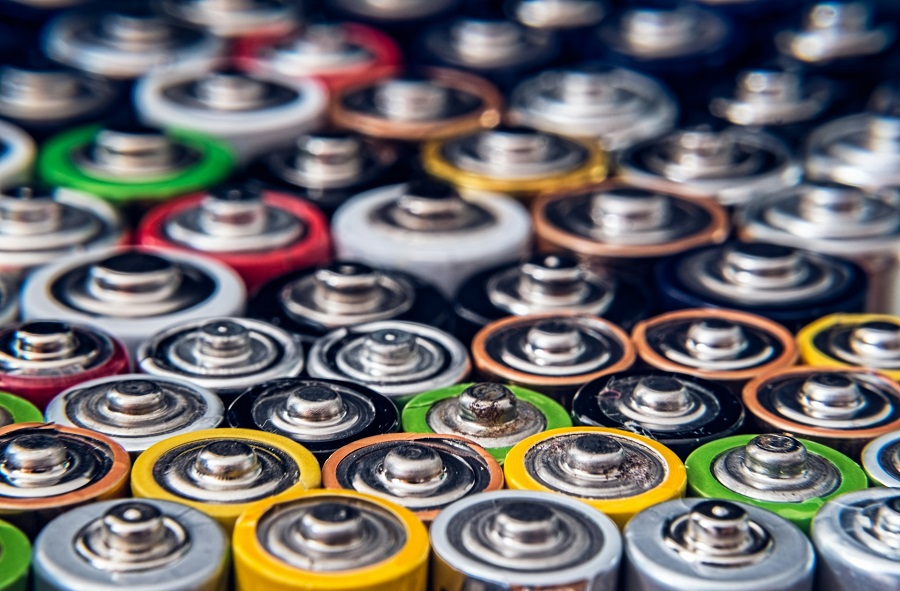Energiespeicher: Natrium-Ionen-Batterien als umweltfreundliche